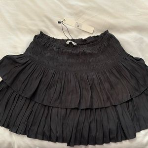 Brand new small gray mustard seed skirt